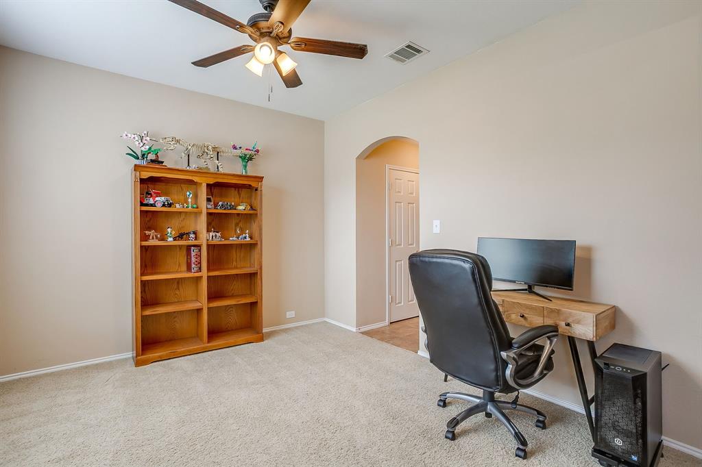 3601 Hudgins Ranch Road Fort Worth, TX 76262 - Photo 7 of 40 being used as an office