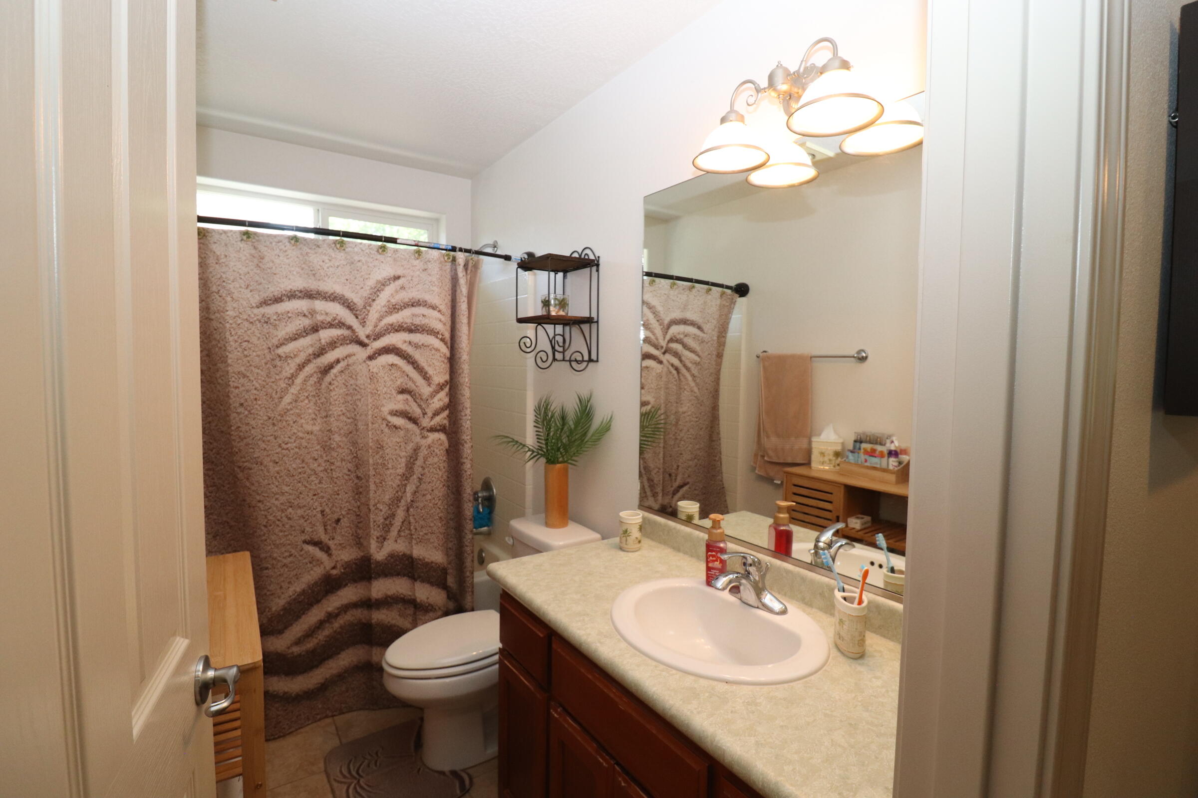 2160 Crestbrook Road, Unit 8 Medford, OR 97504 - Photo 26 of 29 IMG_2285