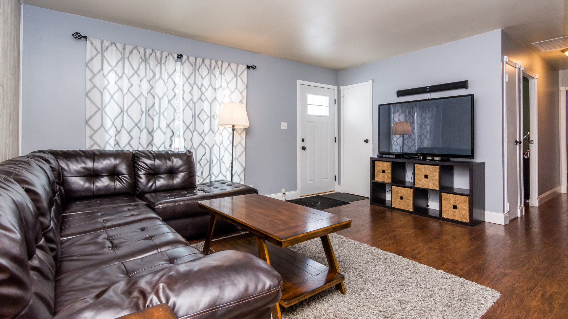 313 Healy Avenue Romeoville, IL 60446 - Photo 6 of 24 a living room with furniture and wooden floor