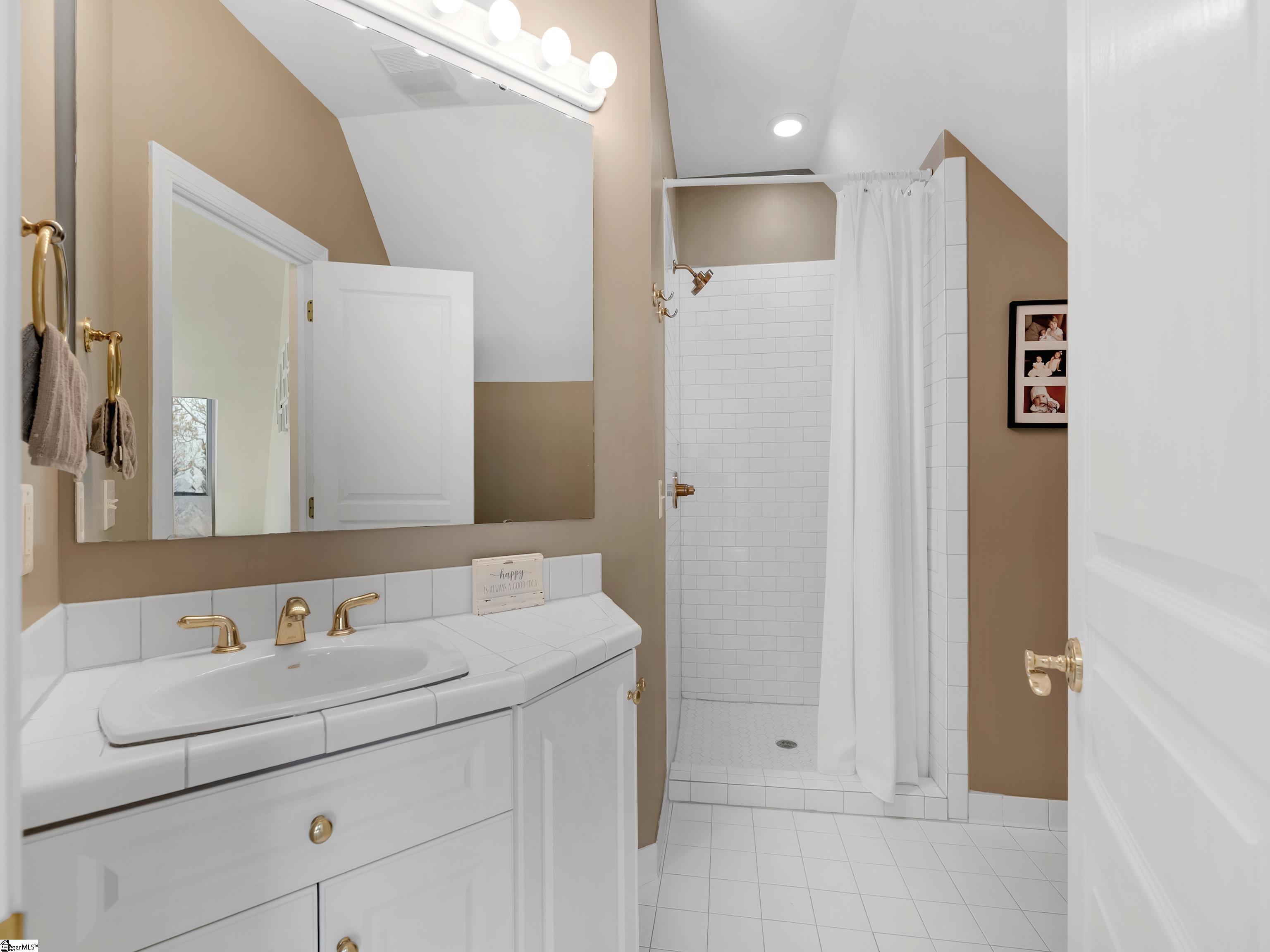 7860 Glassy Ridge Road Landrum, SC 29356 - Photo 24 of 50