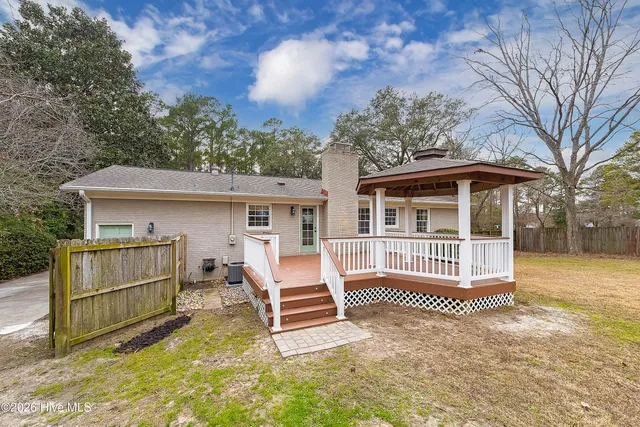 $295,000 | 5322 Trent Woods Drive, Trent Woods, NC 28562