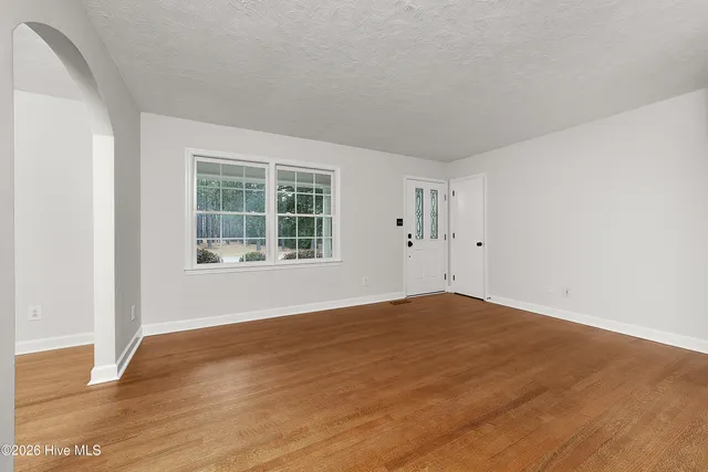 $295,000 | 5322 Trent Woods Drive, Trent Woods, NC 28562