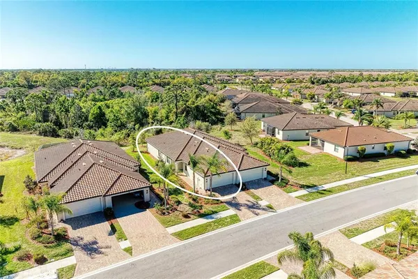 $335,000 | 12434 Amica Loop, Venice, FL 34293