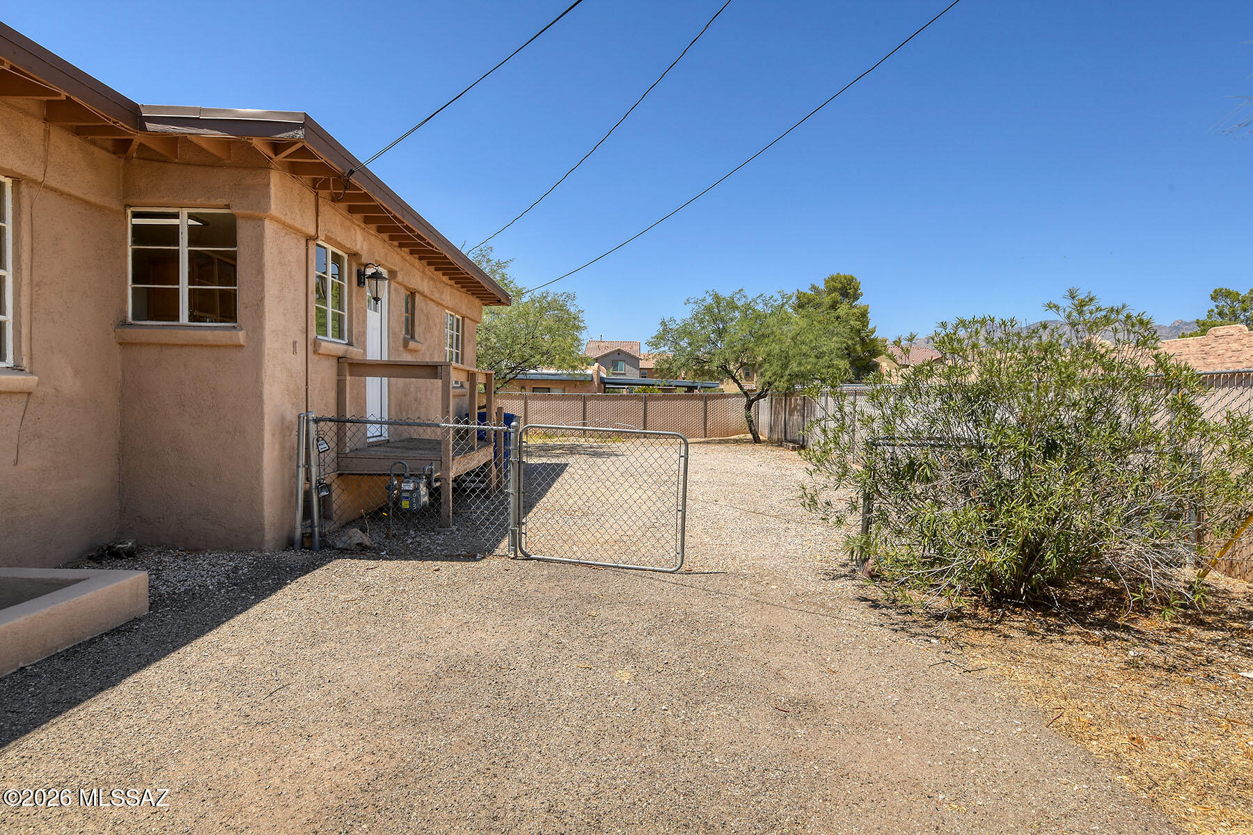 1009 East Halcyon Road Tucson, AZ 85719 - Photo 15 of 48 DSC_2301A