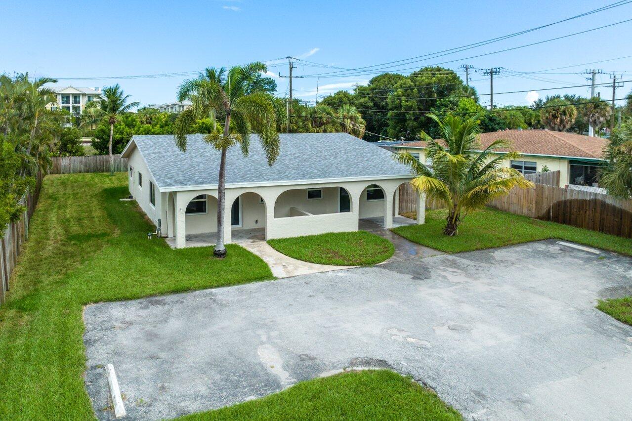 3133 Albatross Road Delray Beach, FL 33444 - Photo 4 of 23 01