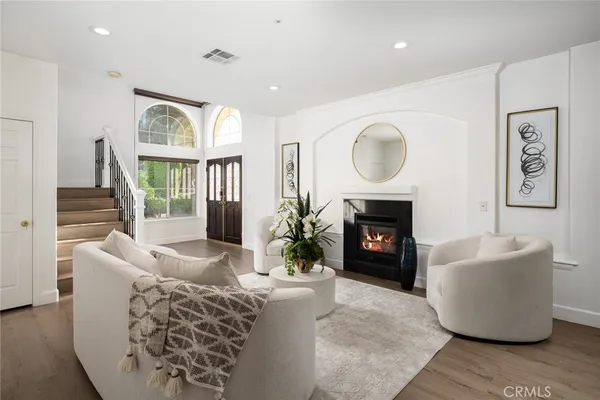 $1,398,000 | 590 South 3rd Avenue, Arcadia, CA 91006