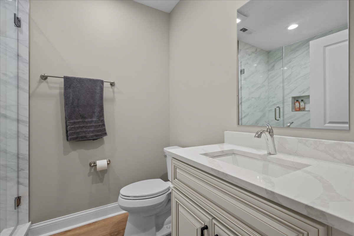 64 Prairie Court Wheeling, IL 60090 - Photo 15 of 24