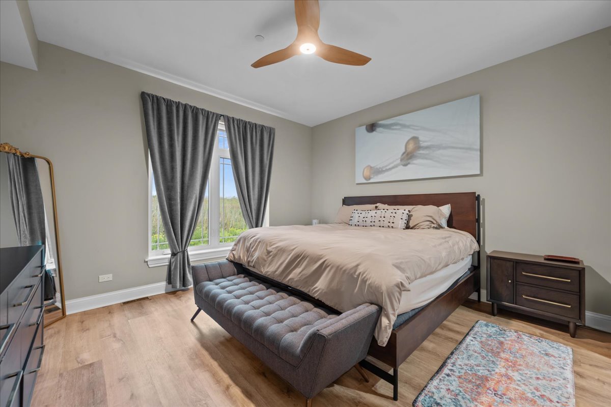 64 Prairie Court Wheeling, IL 60090 - Photo 9 of 24