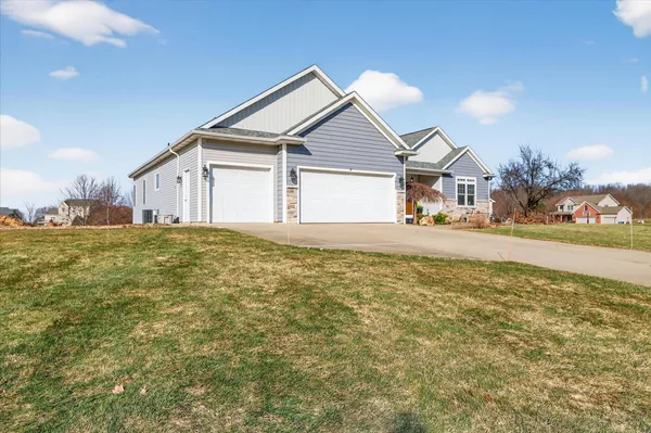 $595,000 | 5420 Farallon Drive, Kalamazoo, MI 49009