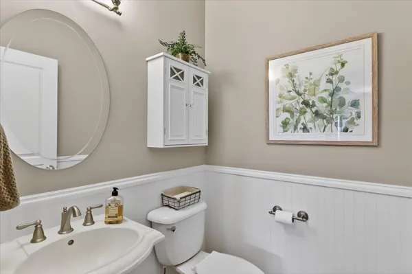 $595,000 | 5420 Farallon Drive, Kalamazoo, MI 49009