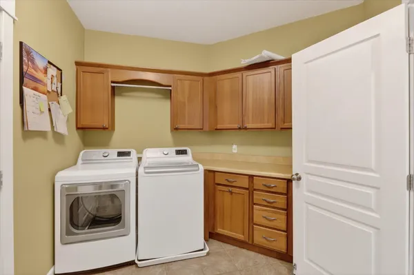 $595,000 | 5420 Farallon Drive, Kalamazoo, MI 49009