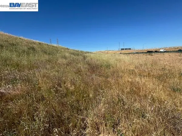 $2,499,950 | 580 Interstate 580, Tracy, CA 95377