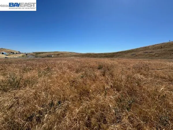 $2,499,950 | 580 Interstate 580, Tracy, CA 95377