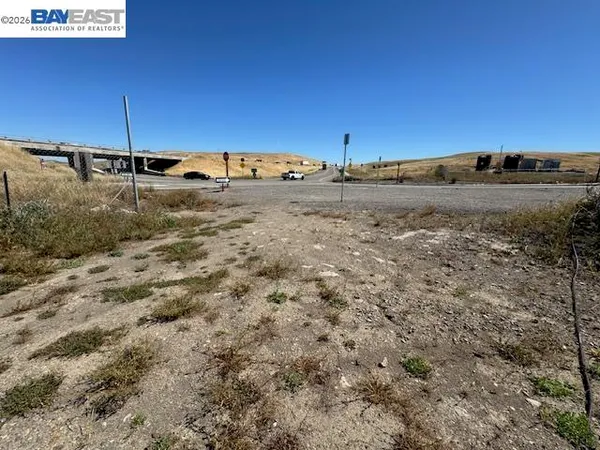 $2,499,950 | 580 Interstate 580, Tracy, CA 95377