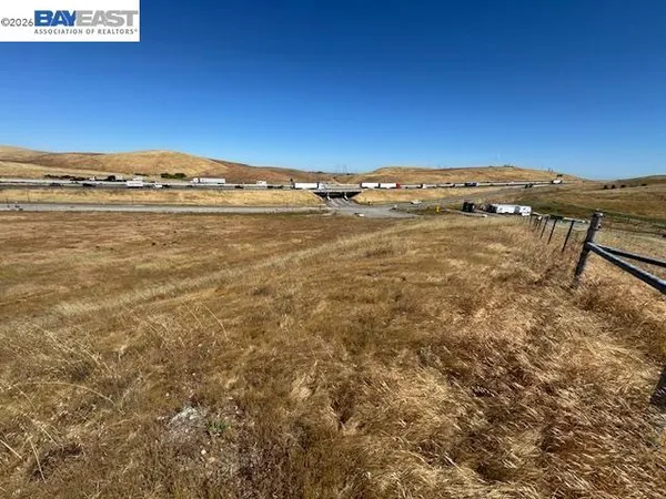 $2,499,950 | 580 Interstate 580, Tracy, CA 95377