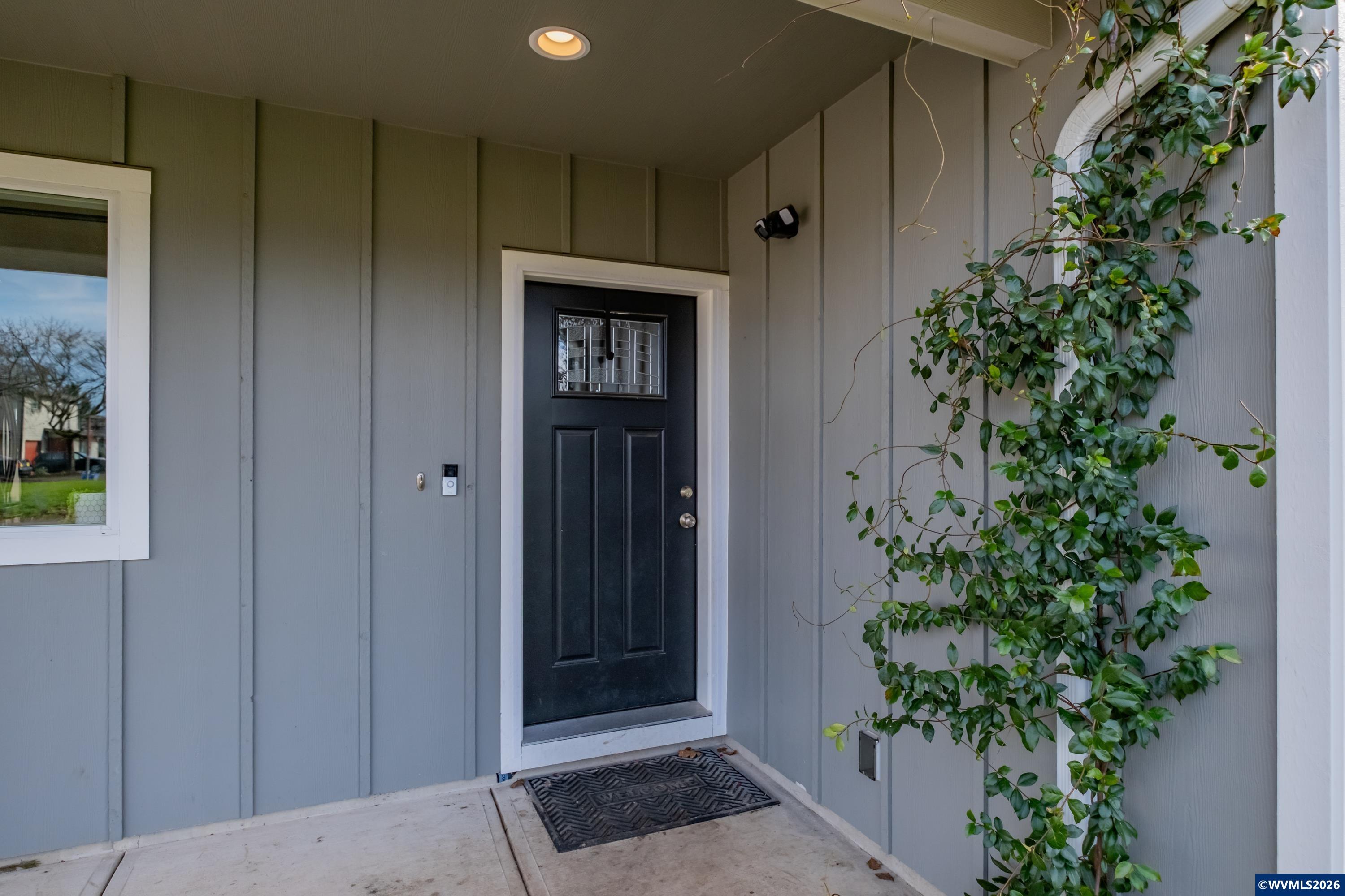 544 Walker Road Lebanon, OR 97355 - Photo 3 of 32 Gallery Image 3
