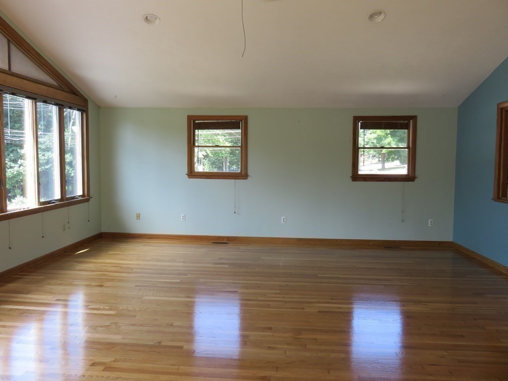 1 Stratton Drive Hudson, MA 01749 - Photo 11 of 42 Gallery Image 11