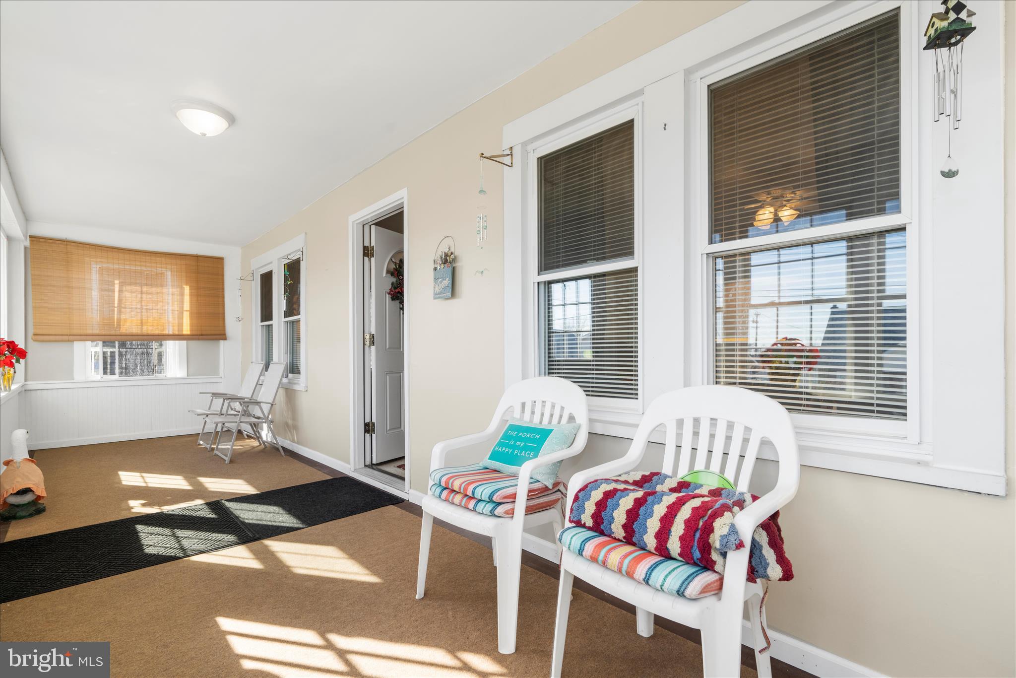 1924 Sunberry Road Baltimore, MD 21222 - Photo 4 of 42 Light and bright enclosed sun porch