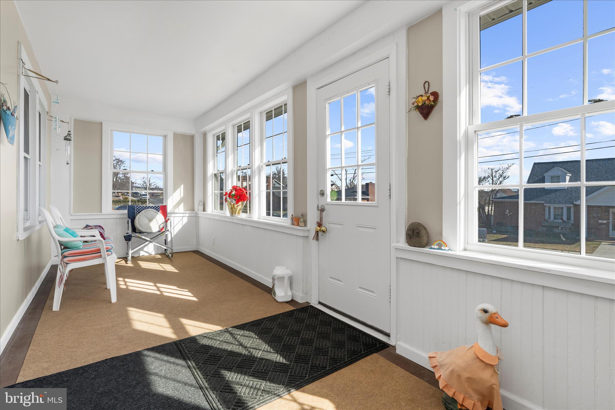 1924 Sunberry Road Baltimore, MD 21222 - Photo 5 of 42