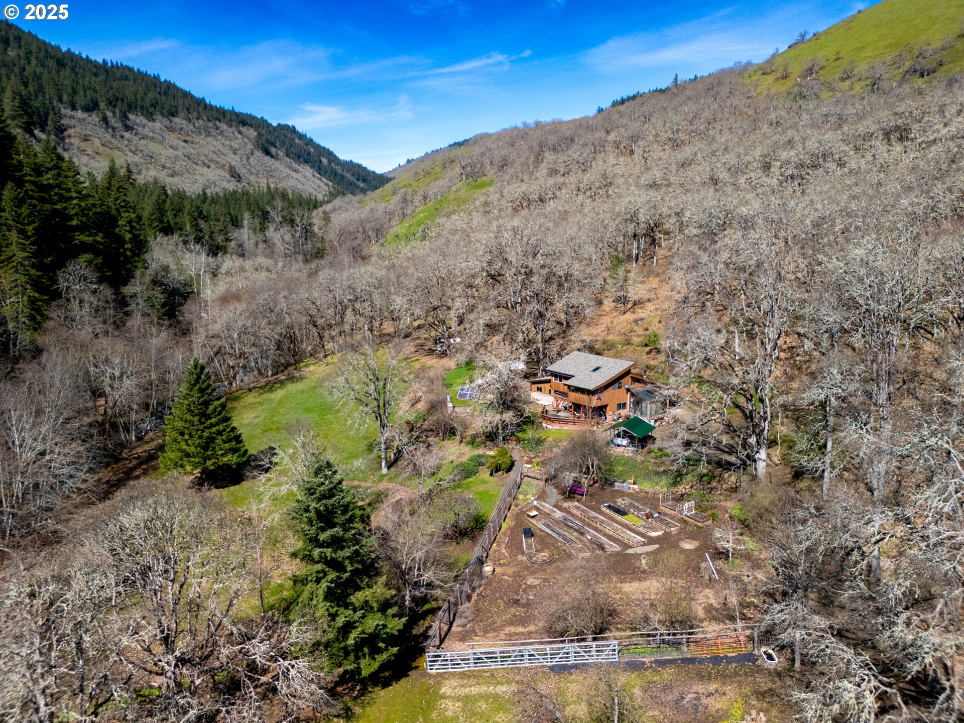 160 Major Creek Road Lyle, WA 98635 - Photo 19 of 44