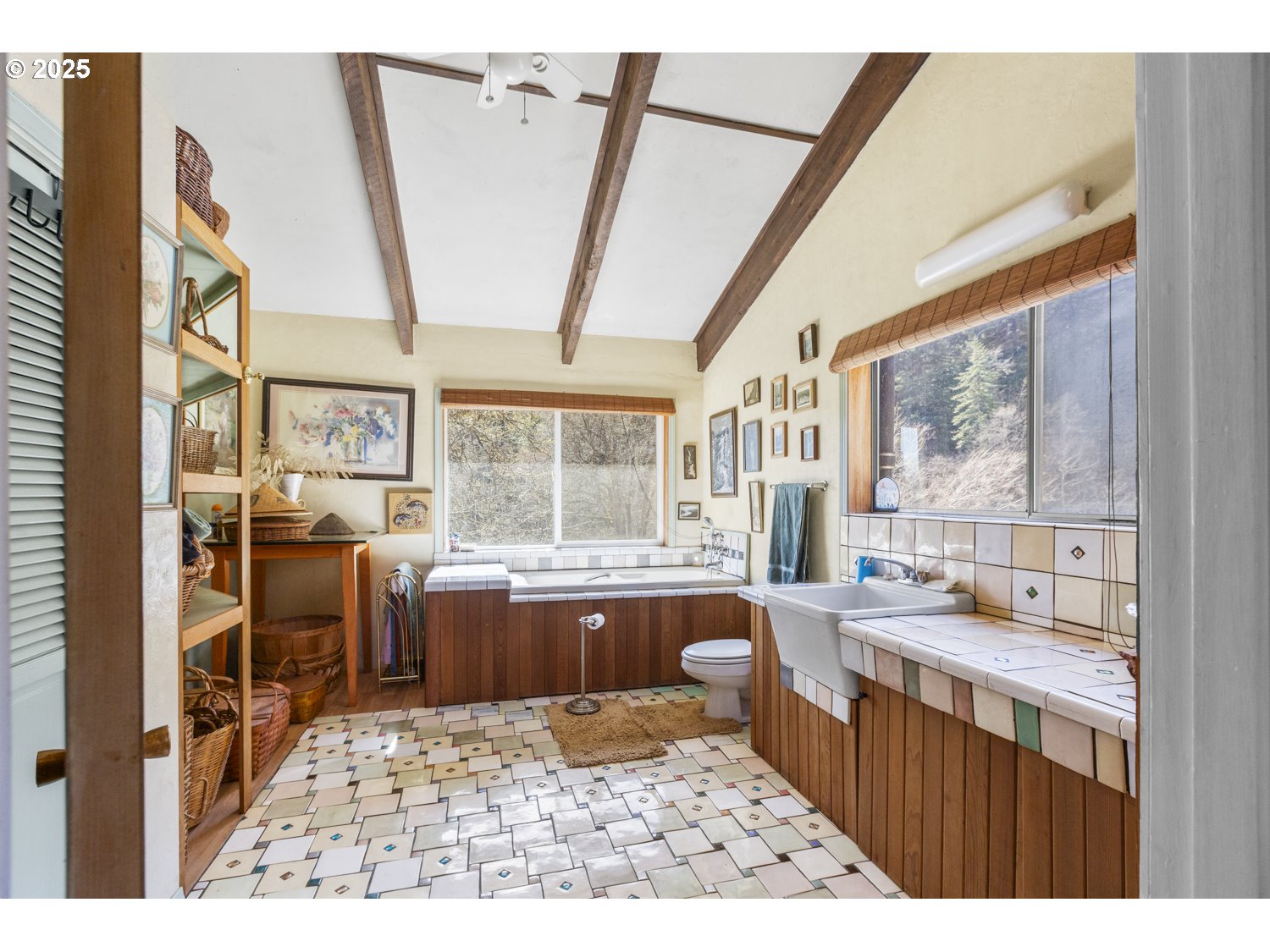 160 Major Creek Road Lyle, WA 98635 - Photo 30 of 44