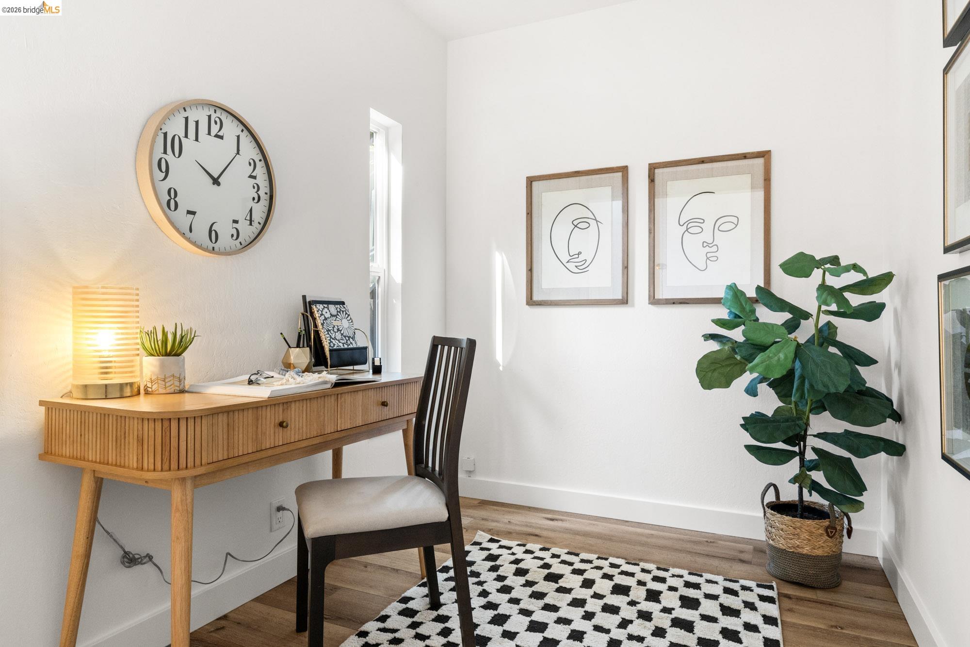 6931 Pinehaven Road Oakland, CA 94611 - Photo 23 of 47