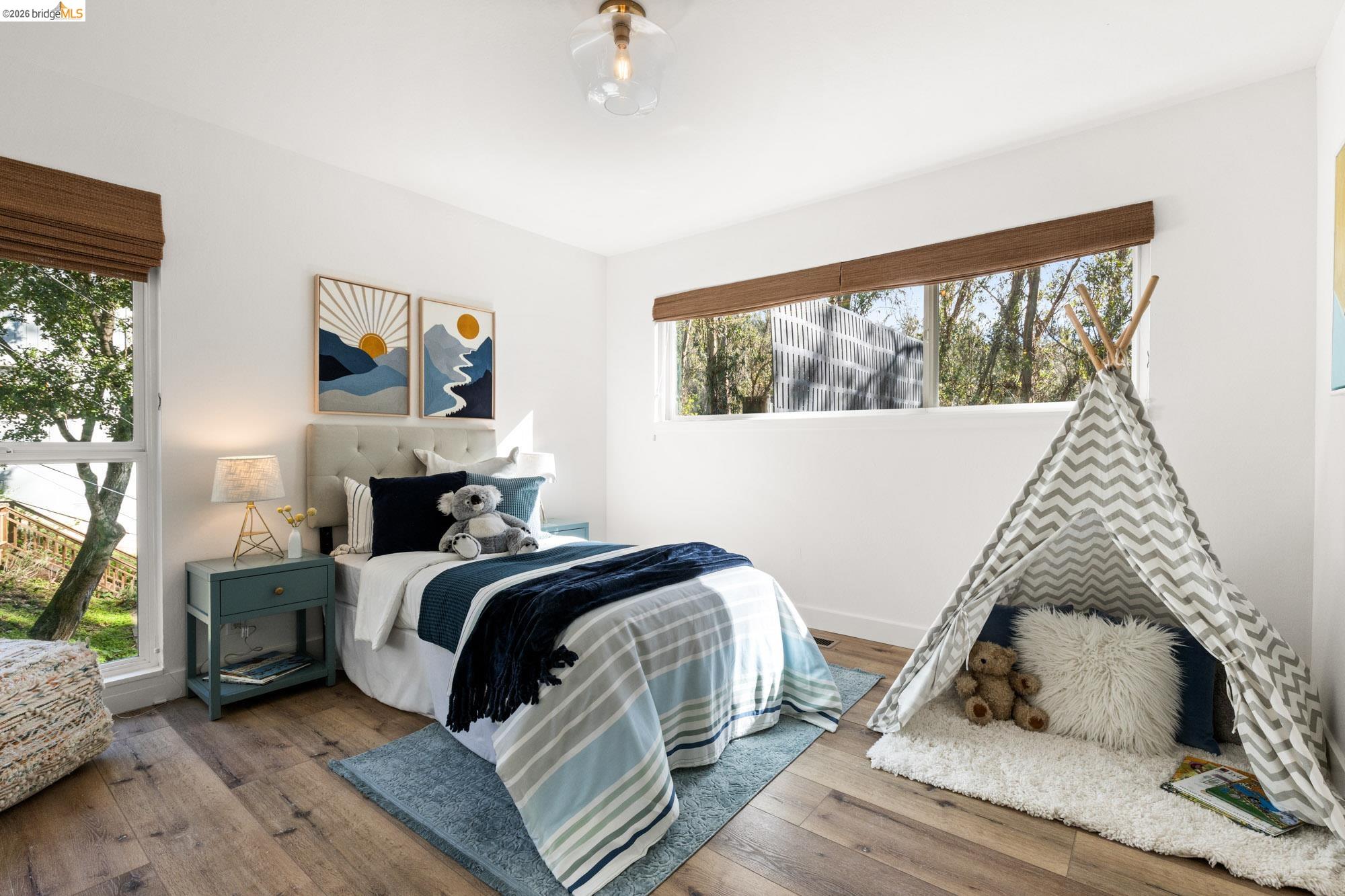 6931 Pinehaven Road Oakland, CA 94611 - Photo 33 of 47