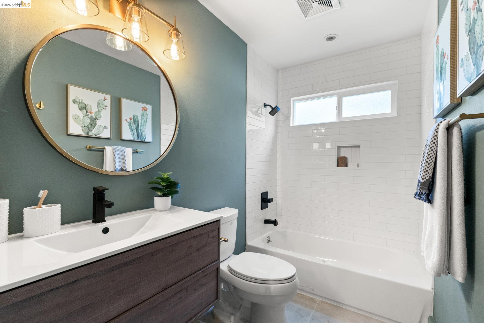 6931 Pinehaven Road Oakland, CA 94611 - Photo 35 of 47