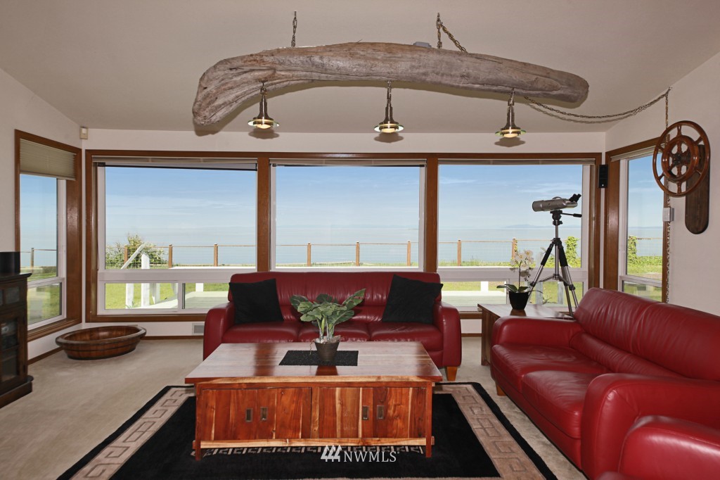 1817 West Beach Road Oak Harbor, WA 98277 - Photo 8 of 25 Gallery Image 8