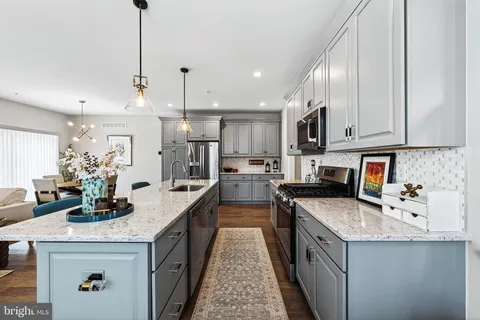 $569,900 | 323 Ridgewood Drive, Royersford, PA 19468