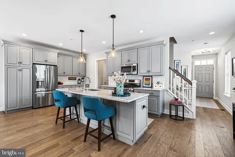 $569,900 | 323 Ridgewood Drive, Royersford, PA 19468