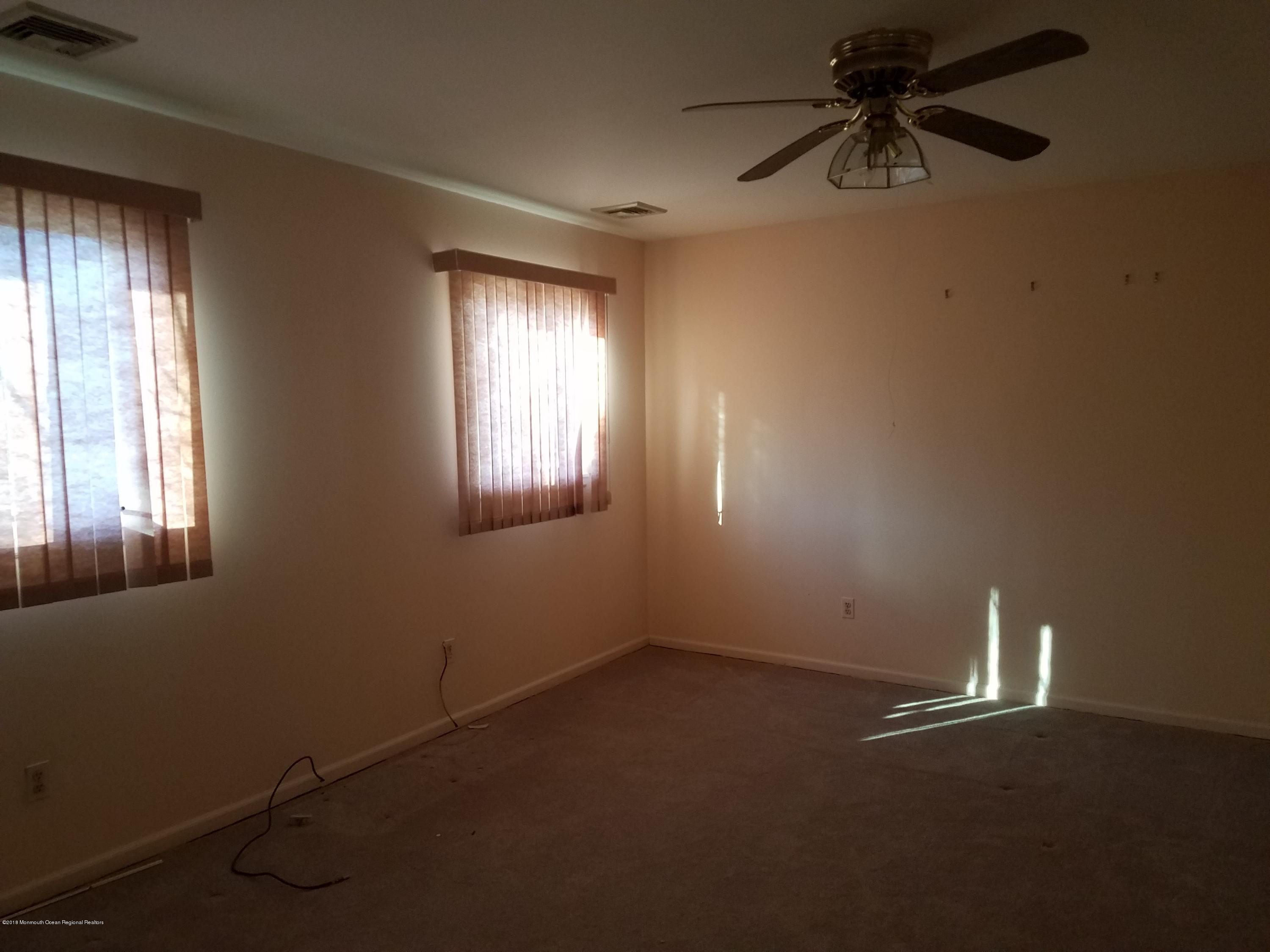 12 Valley Road Manalapan, NJ 07726 - Photo 10 of 15 12 valley family room