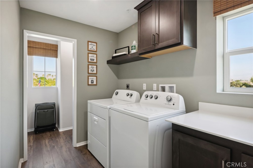 83241 Thrush Way Indio, CA 92201 - Photo 19 of 33 a utility room with dryer and washer