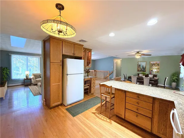 $874,900 | 398 Sampan Avenue, Jamestown, RI 02835