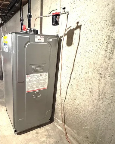 $874,900 | 398 Sampan Avenue, Jamestown, RI 02835