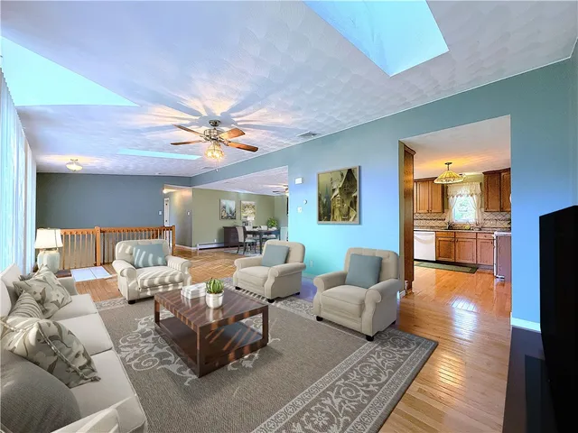 $874,900 | 398 Sampan Avenue, Jamestown, RI 02835