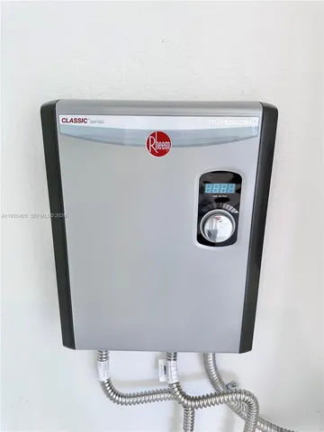 $2,750 | 191 Southeast 11th Avenue, Florida City, FL 33034