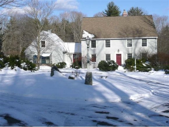 19 Mont Vernon Road Amherst, NH 03031 - Photo 1 of 1