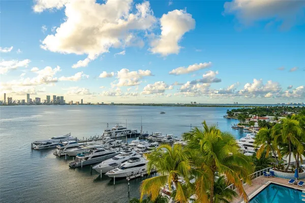 a view of a lake with houses