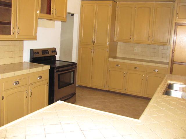 533 Amigos Road Ramona, CA 92065 - Photo 4 of 10 Gallery Image 4