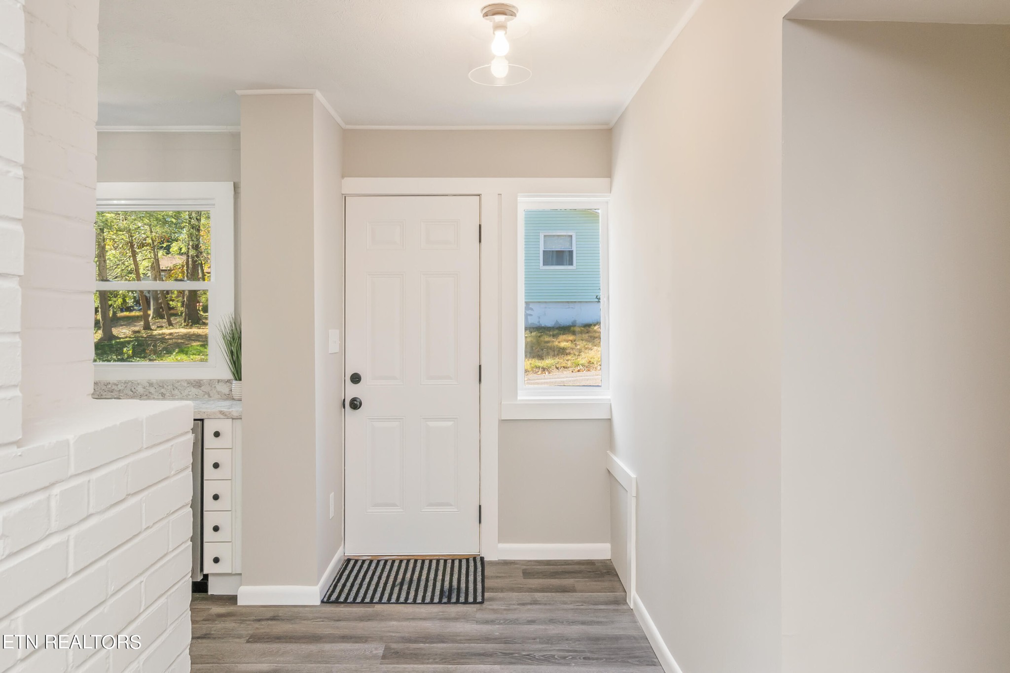 103 Kelvin Lane Oak Ridge, TN 37830 - Photo 6 of 36 Gallery Image 6