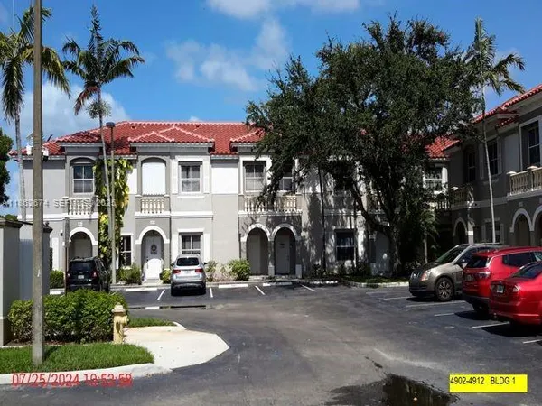 $355,000 | 4917 Southwest 141st Avenue, Unit 4, Miramar, FL 33027