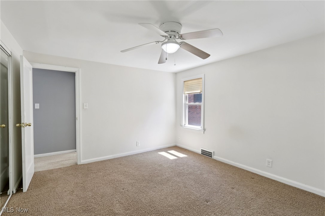 2187 Barrington Road Cleveland, OH 44118 - Photo 22 of 50