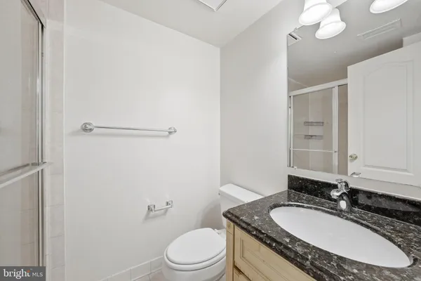 $2,400 | 2255 Castle Rock Square, Unit 21C, Reston, VA 20191