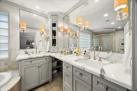 $1,295,000 | 2011 Briarmead Drive, Houston, TX 77057