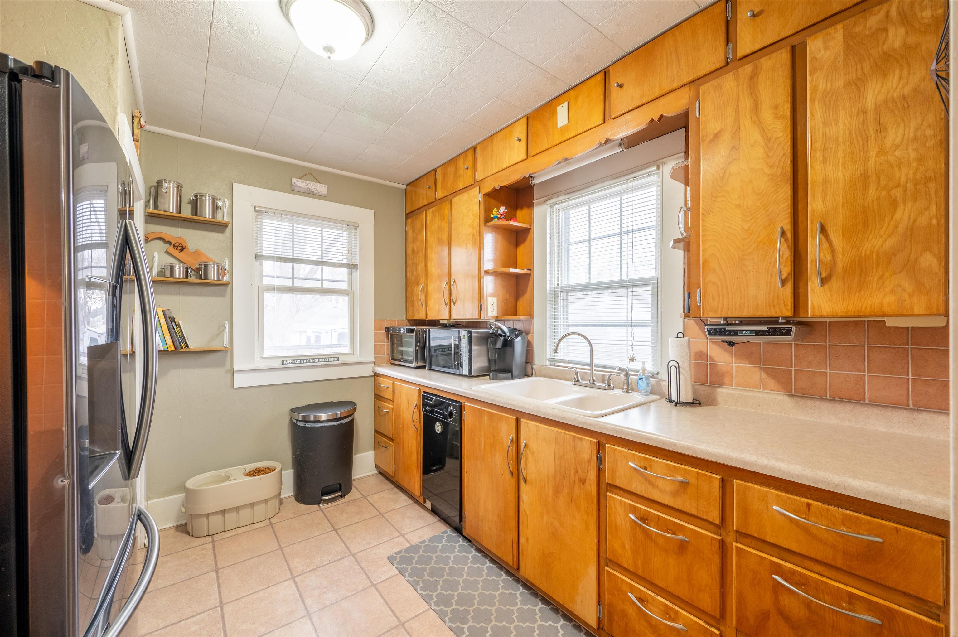 510 4th Avenue Dixon, IL 61021 - Photo 12 of 26