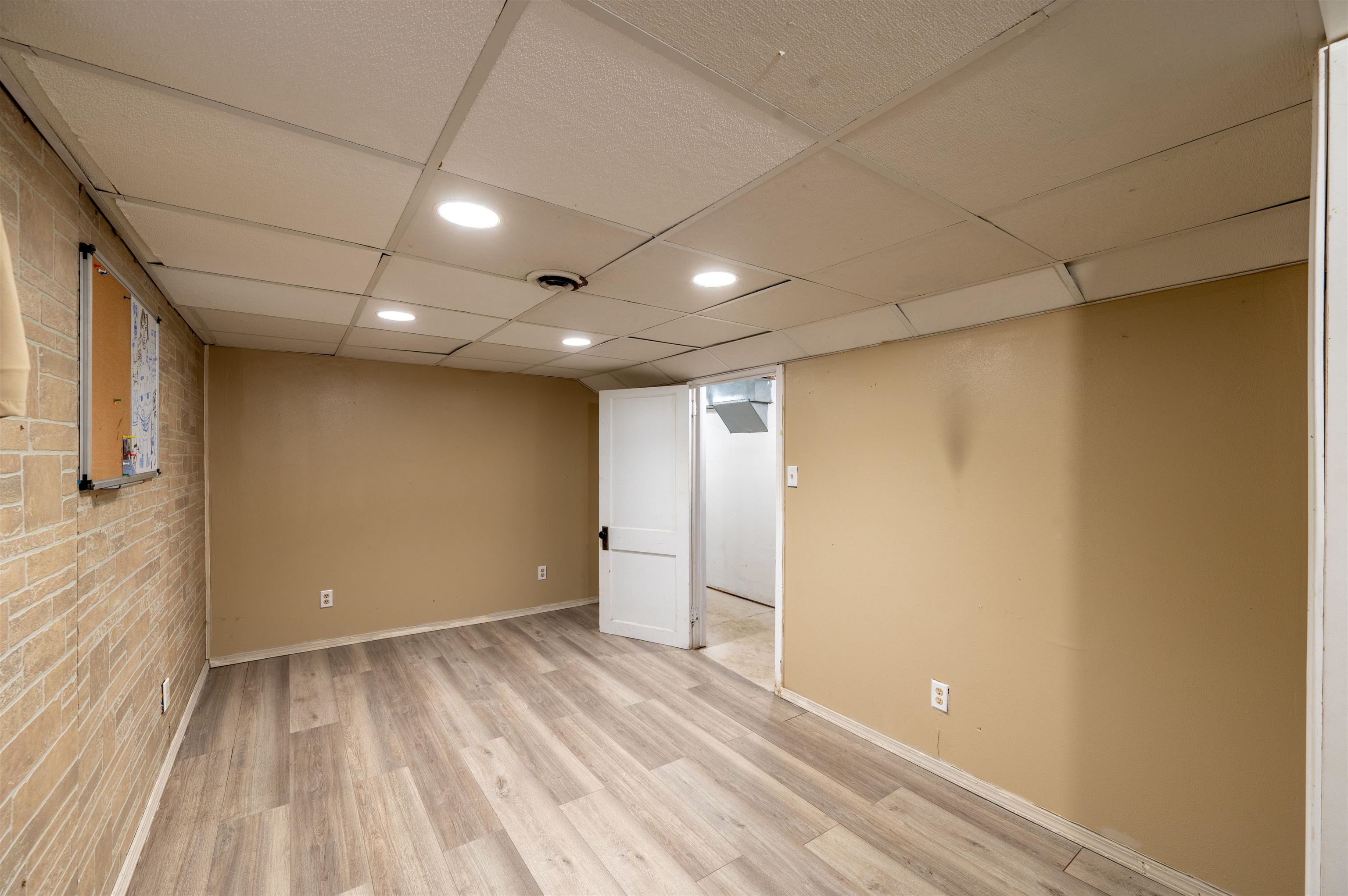 510 4th Avenue Dixon, IL 61021 - Photo 22 of 26