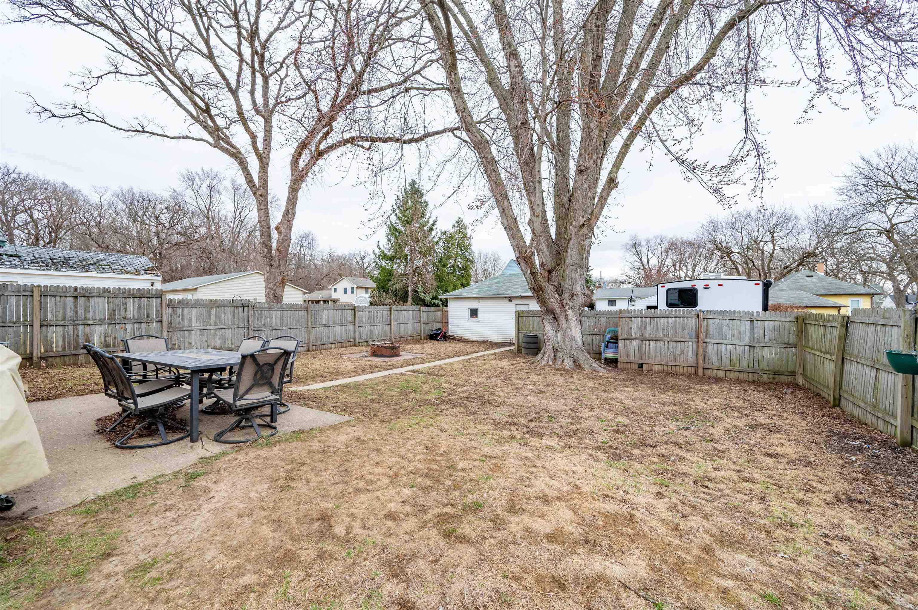 510 4th Avenue Dixon, IL 61021 - Photo 4 of 26