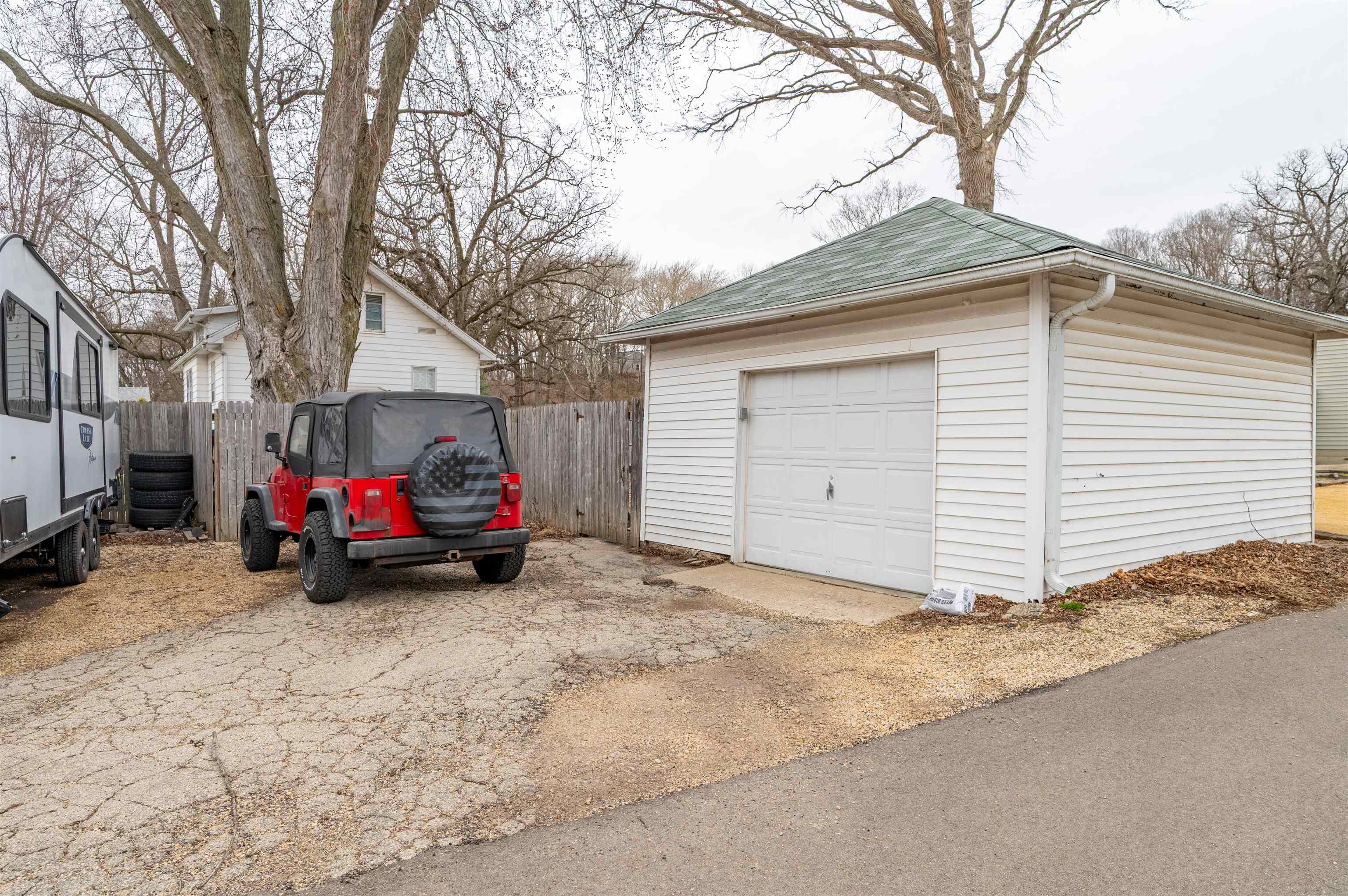 510 4th Avenue Dixon, IL 61021 - Photo 5 of 26