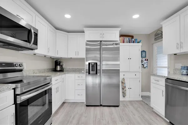 $199,000 | 355 King Palm Street, Largo, FL 33770